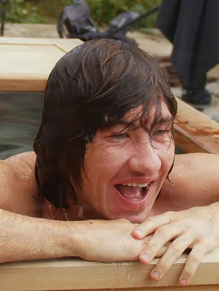Barry Keoghan uses a Brass Monkey