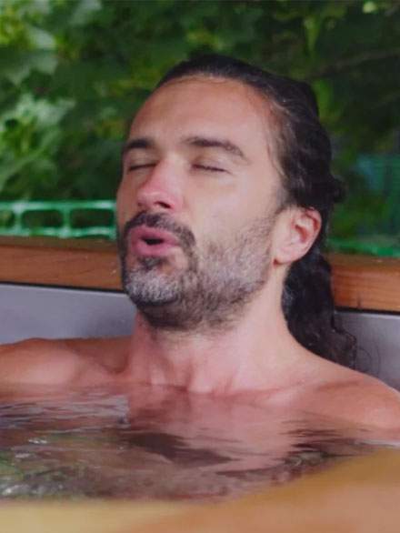 Joe Wicks uses a Brass Monkey