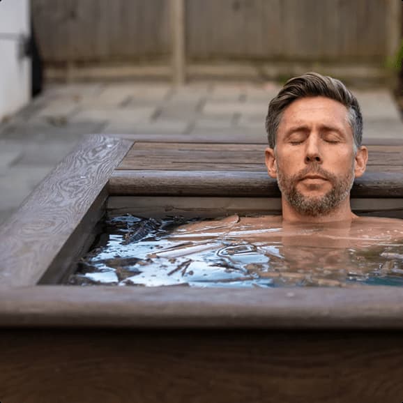 Cold water immersion in a gym